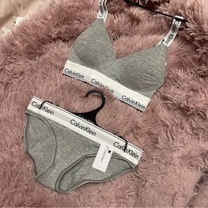 Calvin Klein set